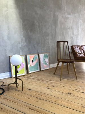 Lille maleri på handlavet papir i ramme 1 30x39 cm